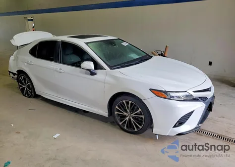 2019 Toyota Camry L из США, поврежденный, VIN 4T1B11HK2KU747270